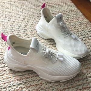 STEVE MADDEN CHUNKY SNEAKERS